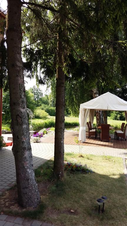 Guest House Birutes Uostas ซเวนตายิ ภายนอก รูปภาพ