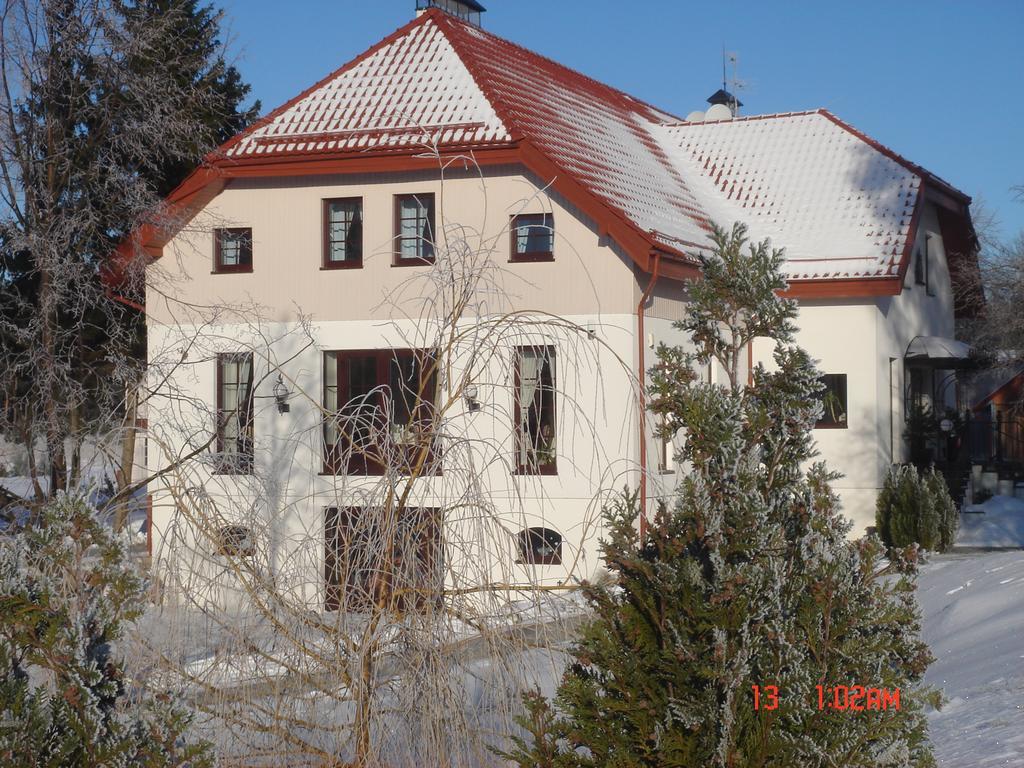 Guest House Birutes Uostas ซเวนตายิ ภายนอก รูปภาพ