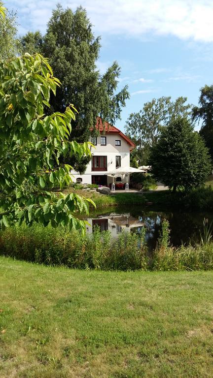 Guest House Birutes Uostas ซเวนตายิ ภายนอก รูปภาพ